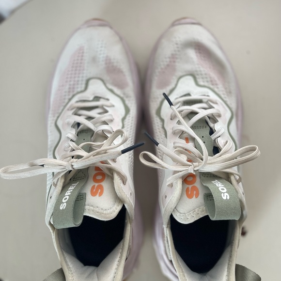 Sorel Kinetic Breakthru Day Lace Sneaker in Dreamy White - Picture 7 of 9